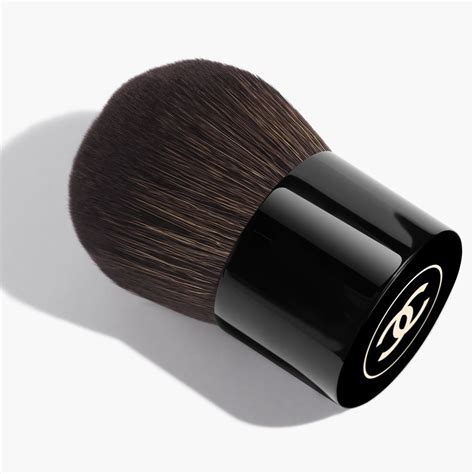 chanel travel brush|chanel oversize kabuki brush.